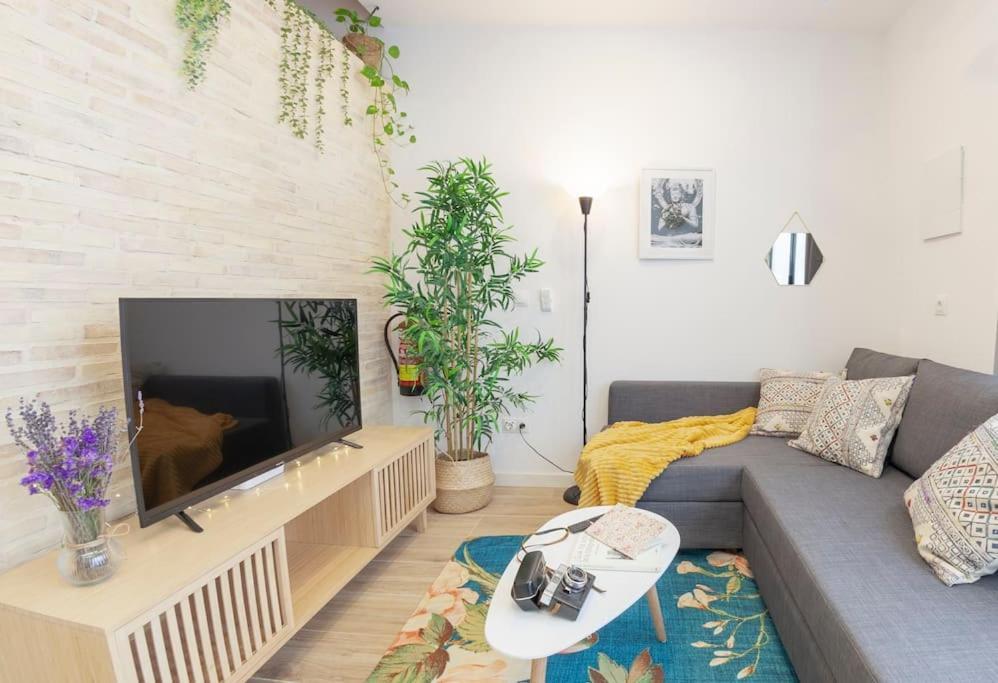 Rb - Urban Loft Retreat, Comfort & Good Location Валенсия Экстерьер фото