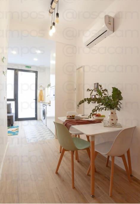 Rb - Urban Loft Retreat, Comfort & Good Location Валенсия Экстерьер фото